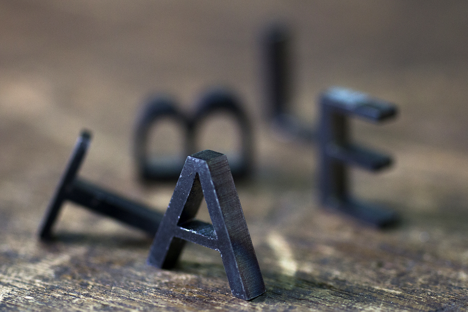 鉄加工　金属加工　野方電機