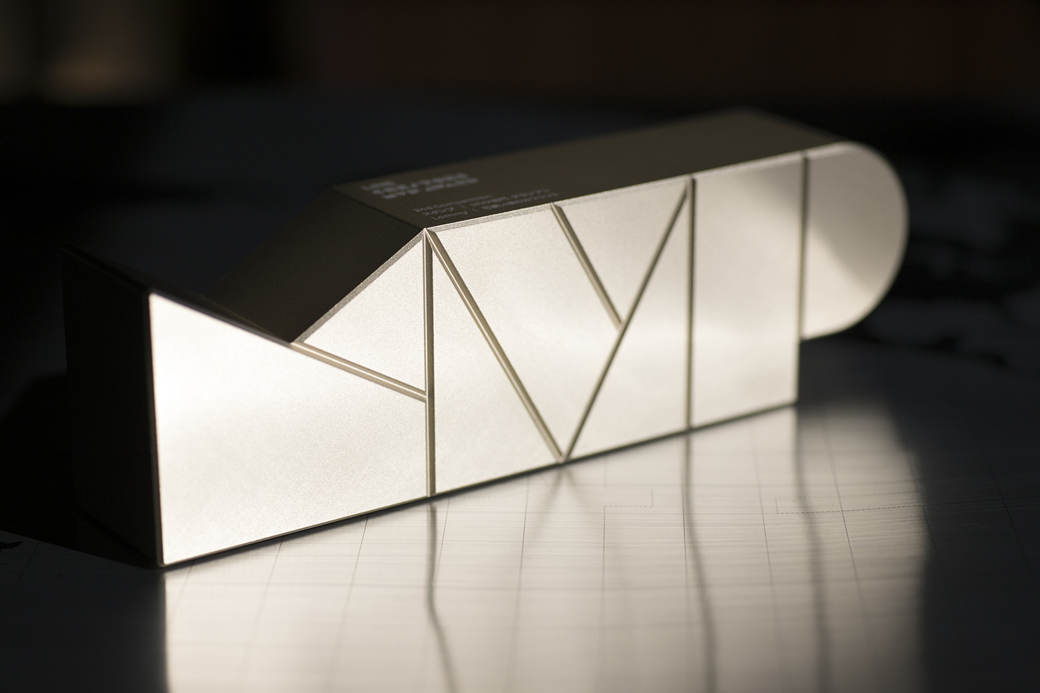 トロフィー　LINE　金属加工　野方電機