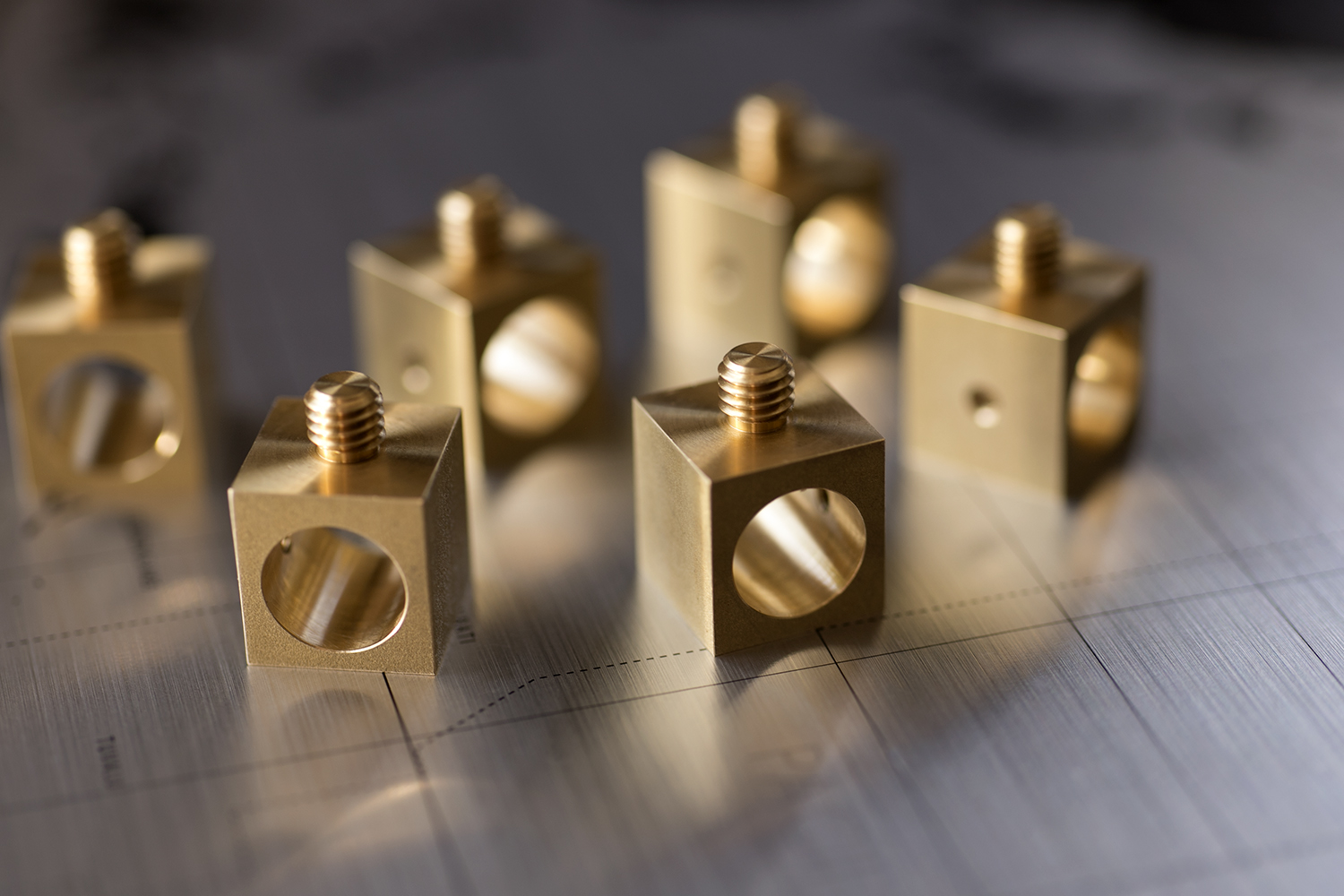 真鍮加工 治具 治具製作 金属加工 旋盤 マシニング ワイヤーカット 機械加工 金属 金属加工