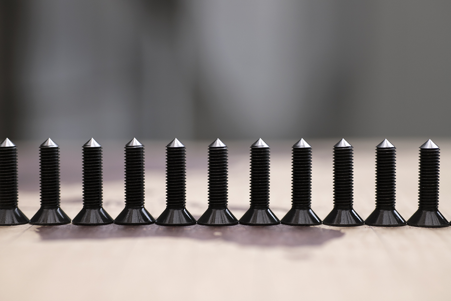 外車 旧車 レストア 修理 インチねじ ネジ スクリュー カスタムパーツ オリジナルパーツ 鉄加工 アイアン 金属加工 ものづくり 部品加工 部品制作 町工場 野方電機工業