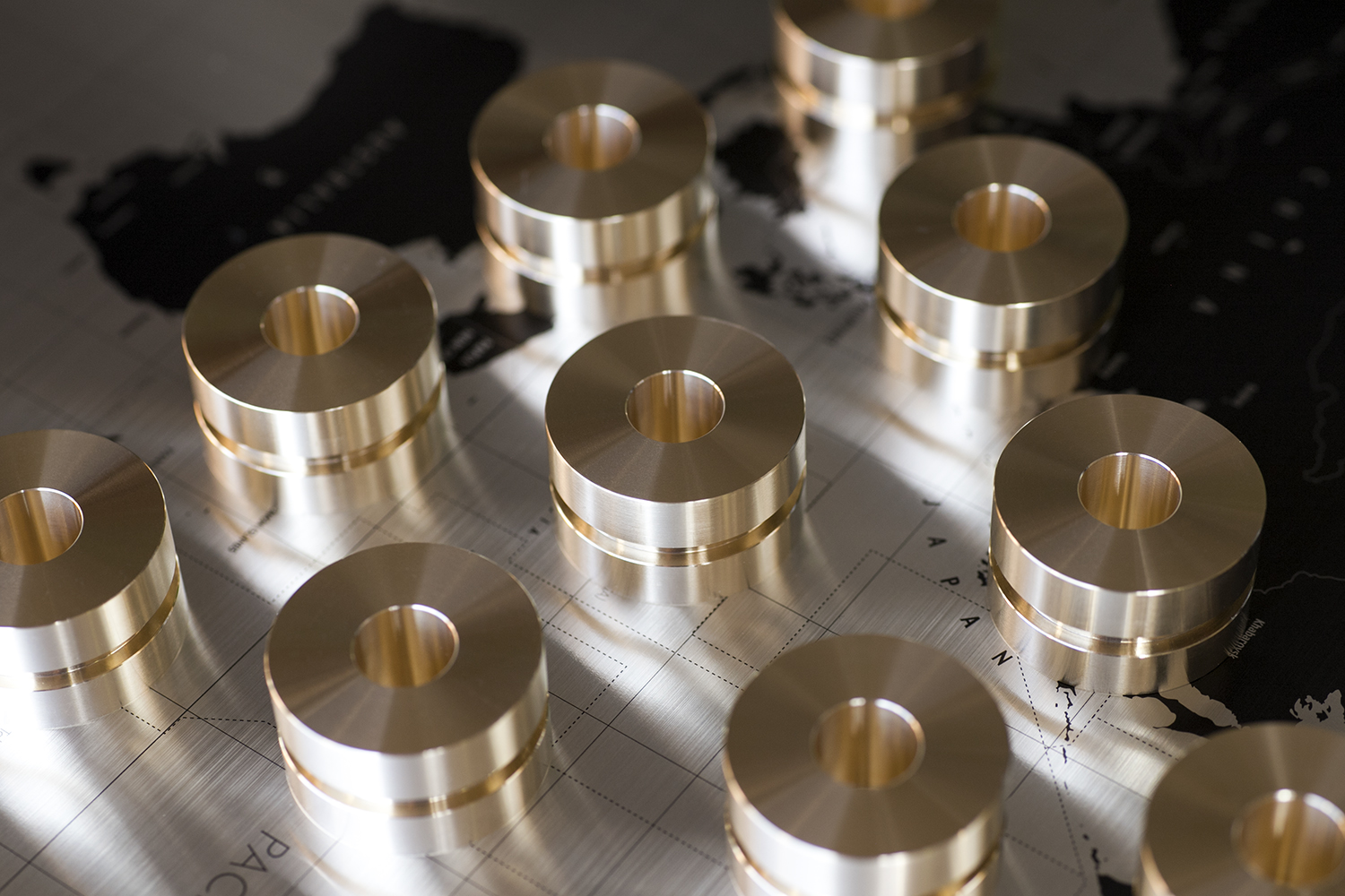 真鍮 真鍮部品 金属加工 部品加工 旋盤加工 NC旋盤 機械加工 部品製作 切削加工 部品加工 町工場 １個から 東京 中野区 野方電機工業