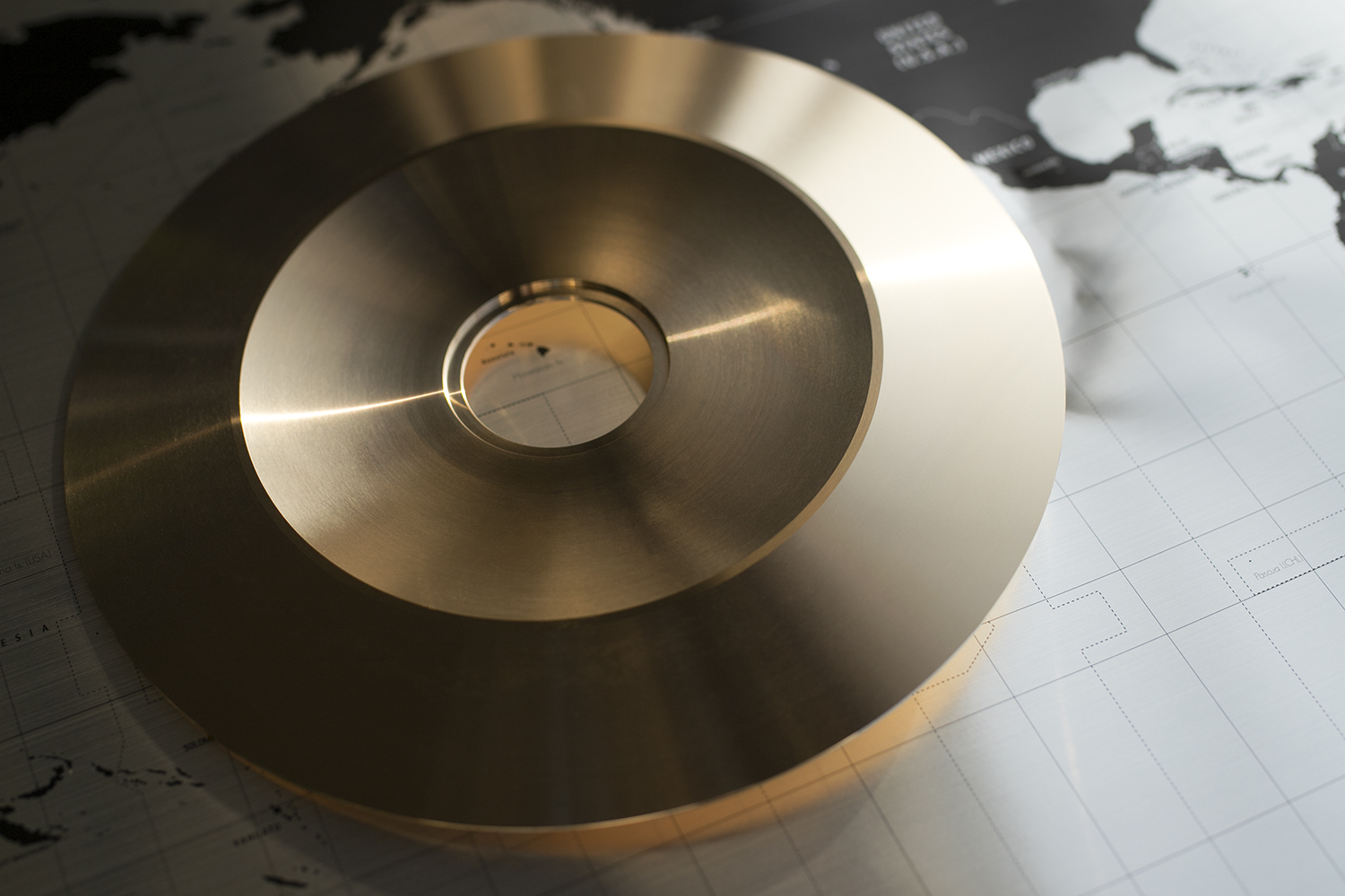 ランプシェード ランプ インテリア 真鍮ランプ 真鍮シェード 真鍮製ランプ 真鍮インテリア 真鍮加工 部品加工 機械加工 インテリアデザイン インテリアアイテム 真鍮インテリア ものづくり 金属加工 町工場 東京 中野区 野方 野方電機工業